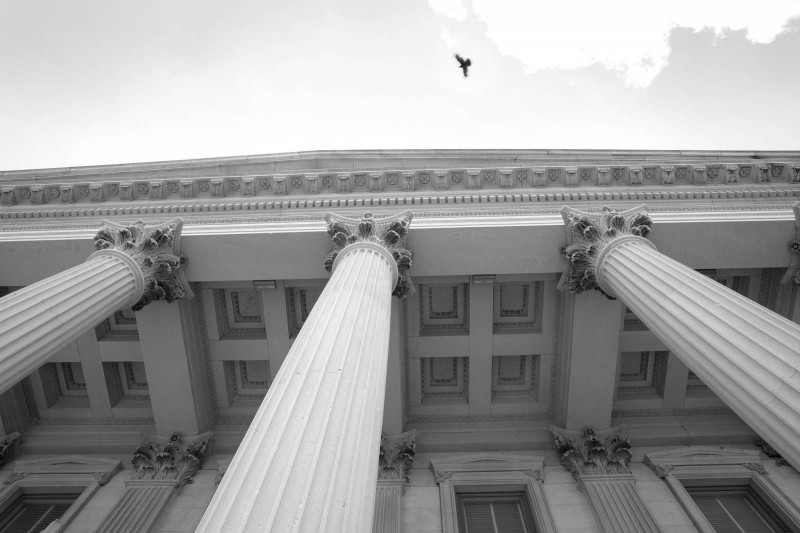 Déposer son bilan au tribunal de commerce de Marseille avec un avocat